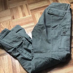 Banana Republic green cargo pant